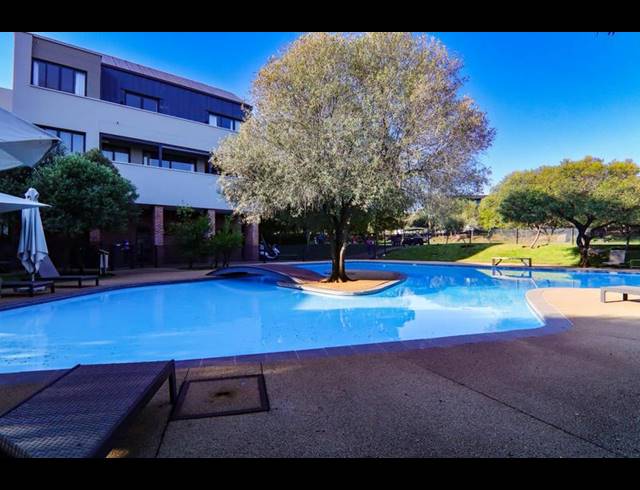 3 BEDROOM APARTMENT FOR SALE IN STEYN CITY